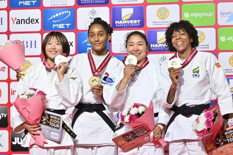 Rafaela Silva no pódio do Grand Slam de Astana