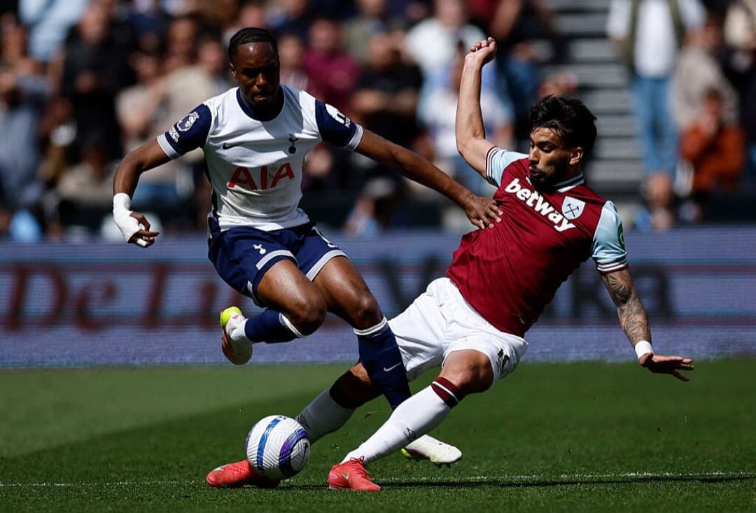 Lucas Paquetá durante West Ham x Tottenham