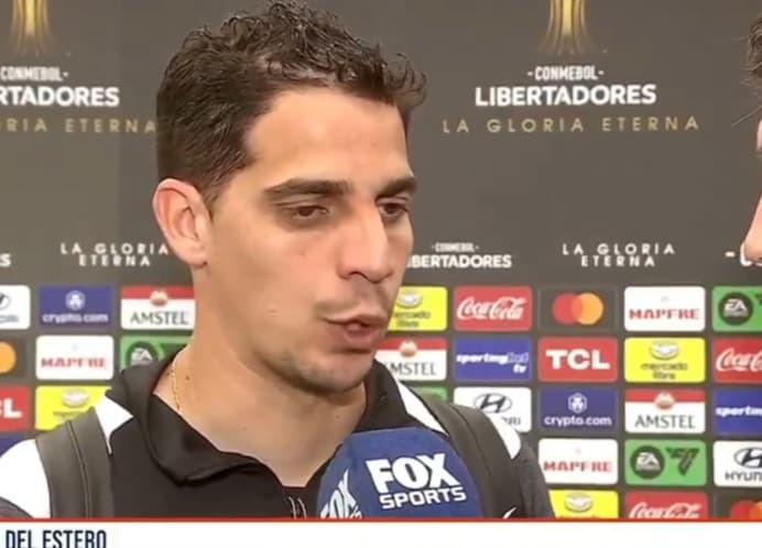 Aguerre, goleiro do Central Córdoba, na zona mista da partida