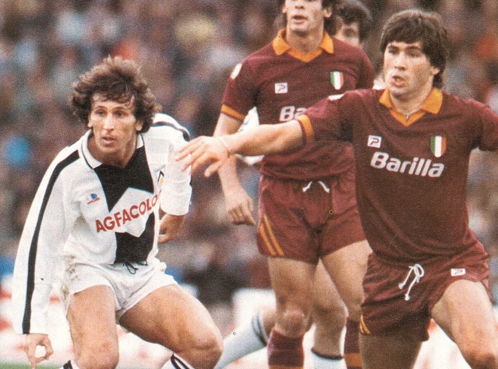 Zico e Ancelotti em um Udinese x Roma nos anos 80