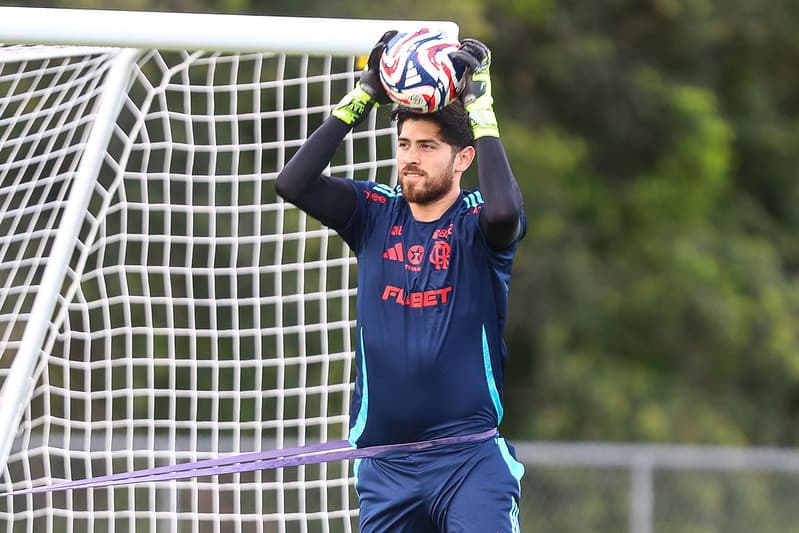 Rossi em treino do Flamengo antes de enfrentar o Bayern de Munique