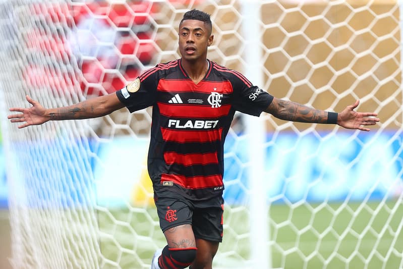 Bruno Henrique comemora gol em  Flamengo x Chelsea