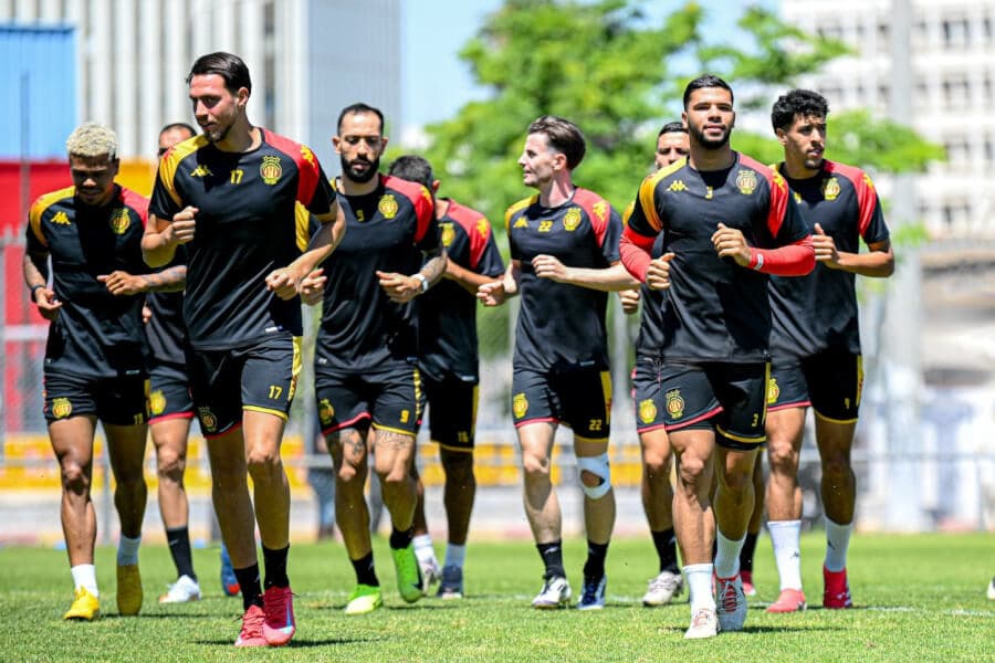 Espérance de Tunis em treinamento antes da Copa do Mundo de Clubes