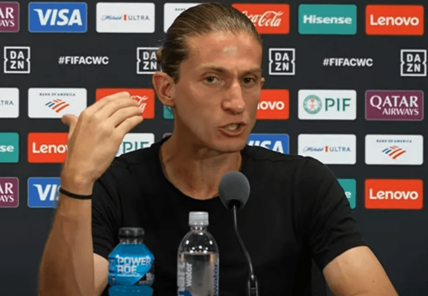Filipe Luís coletiva Flamengo x Bayern.
