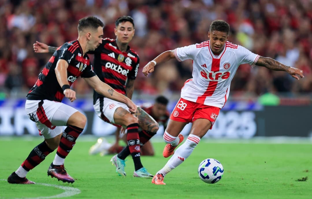 Flamengo e Internacional no Maracanã