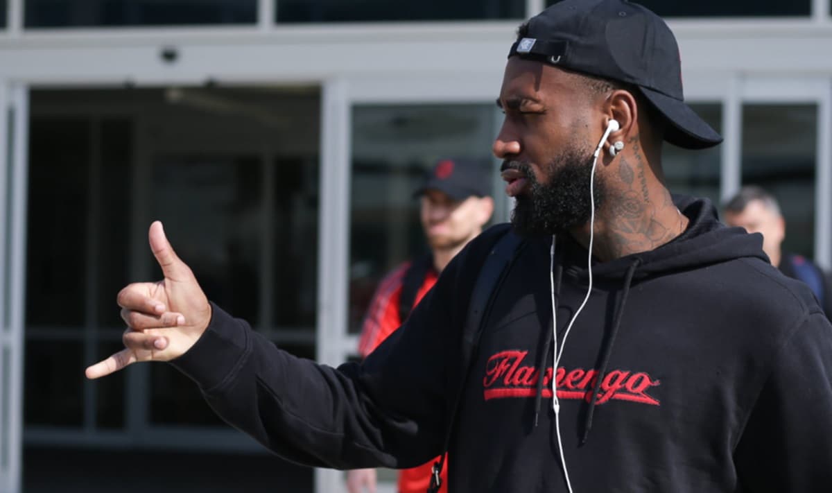 gerson em chegada do flamengo aos eua