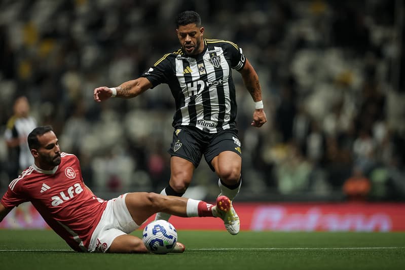 Atlético-MG 2 x 0 Internacional pela décima segunda rodada do Campeonato Brasileiro, na Arena MRV