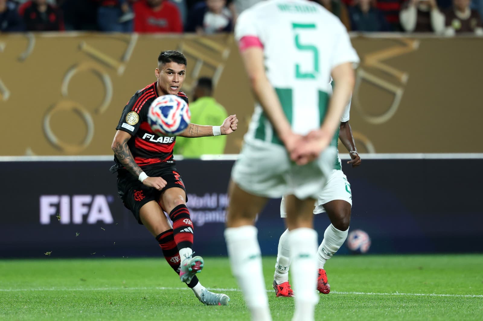 Luiz Araújo gol Flamengo x Espérance