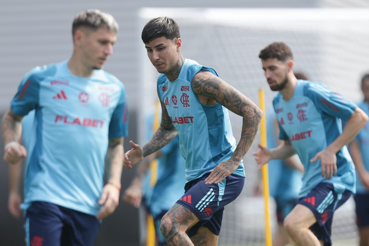 Elenco do Flamengo treina nos EUA para a Copa do Mundo de Clubes