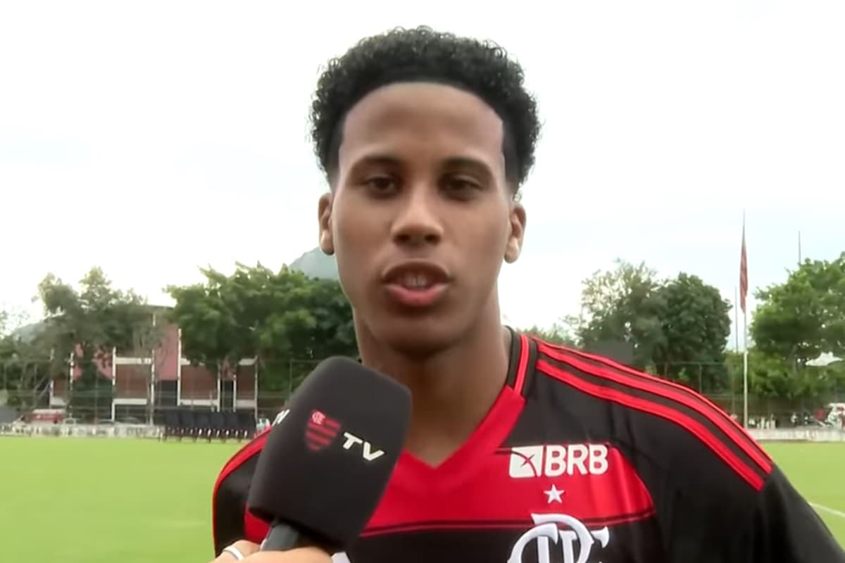 Alan Santos concede entrevista após vitória do Flamengo na Taça OPG