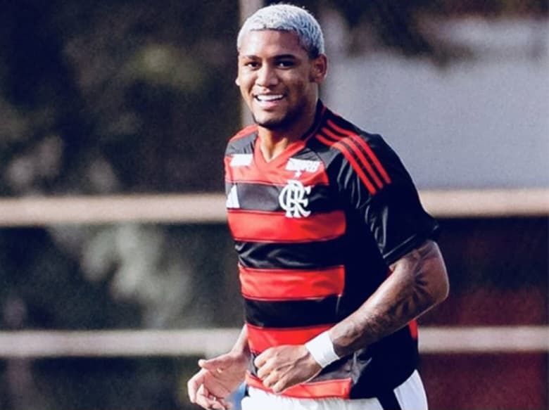 Rayan Lucas pelo Flamengo