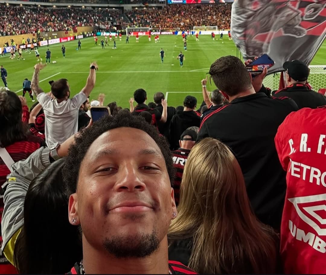 Running Back dos Lions no jogo do Flamengo