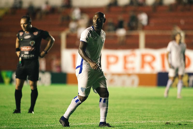 Vagner Love pelo Avaí