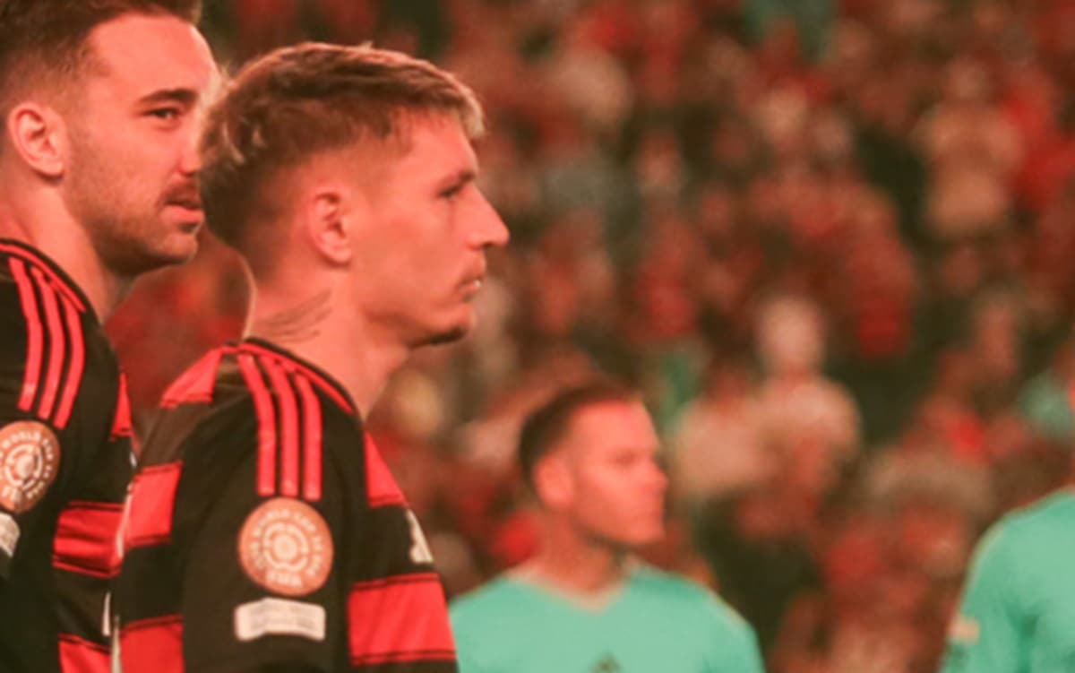 varela em ação pelo flamengo