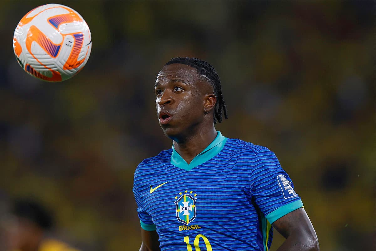 Vini Jr durante Equador x Brasil