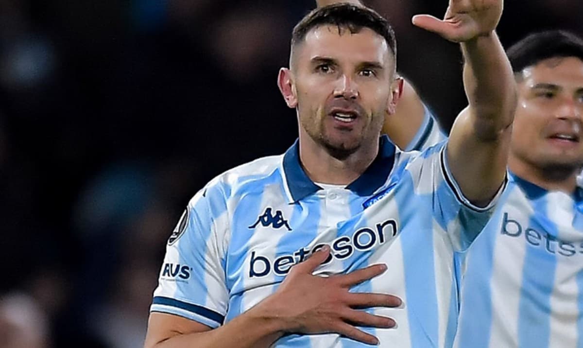 adrian martinez estaria na mira do flamengo