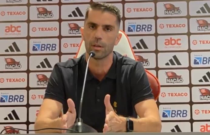 Alfredo Almeida no Ninho do Urubu