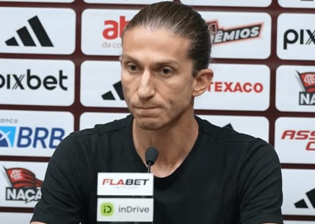 Filipe Luís coletiva Santos x Flamengo