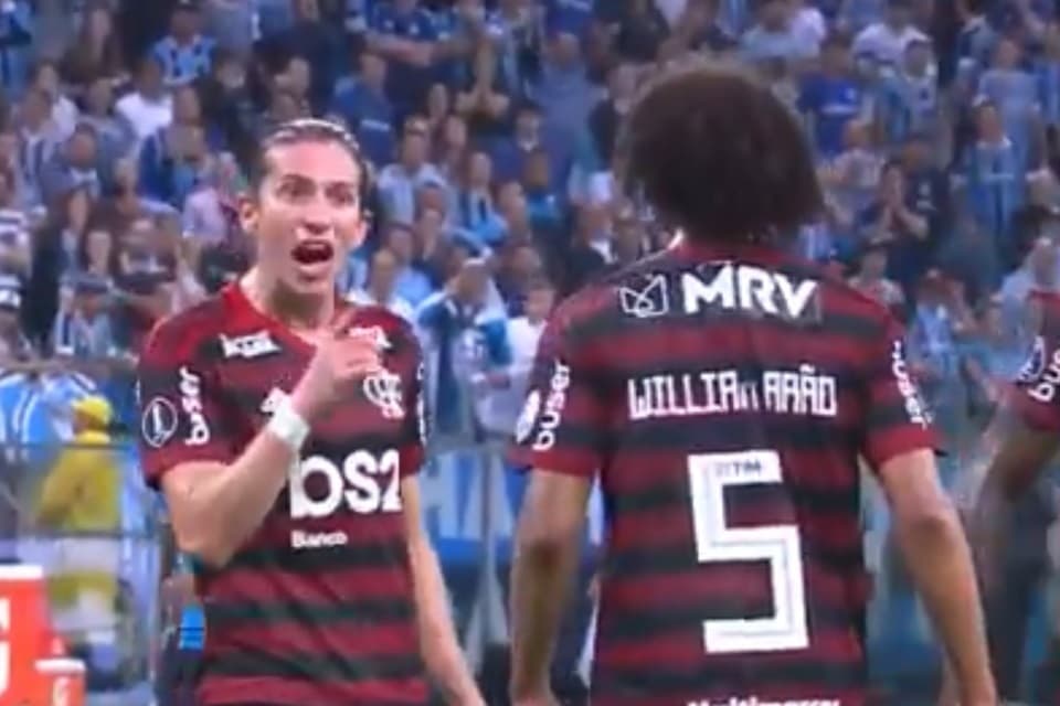Filipe Luís x Willian Arão discussão
