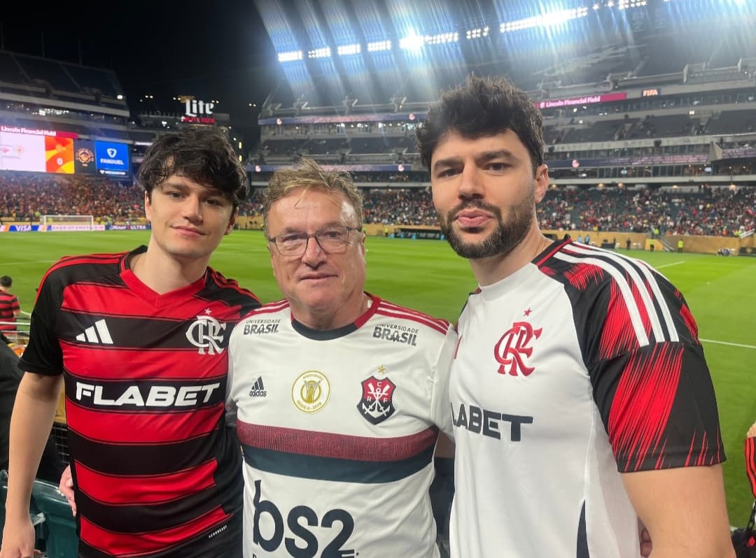 Luiz Carlos em jogo do Flamengo com a família