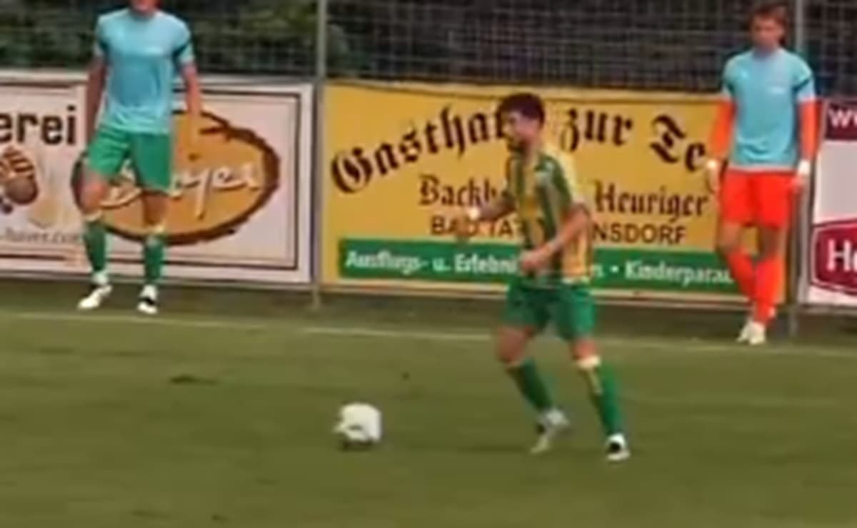 michael johnston em jogo na inglaterra