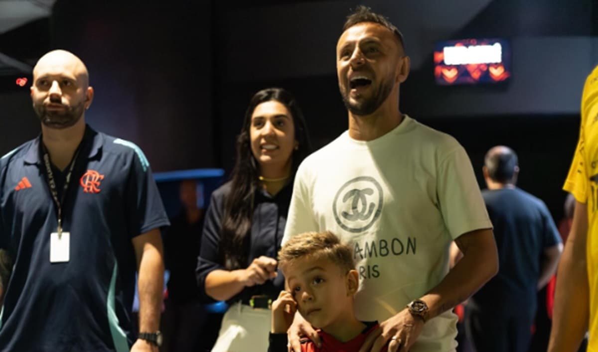 rafinha em visita na gávea flamengo