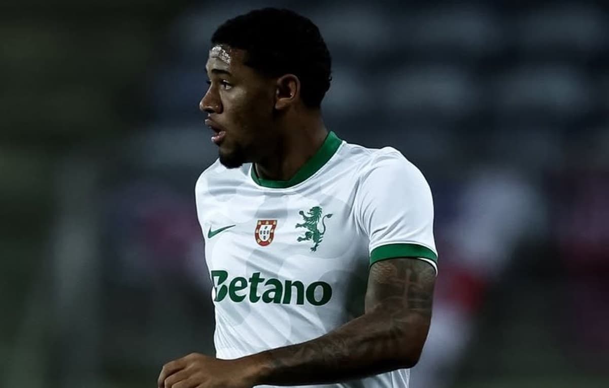 Rayan Lucas em ação com a camisa do Sporting