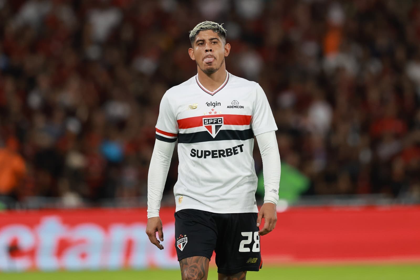 Alan Franco no Maracanã em jogo entre São Paulo e Flamengo