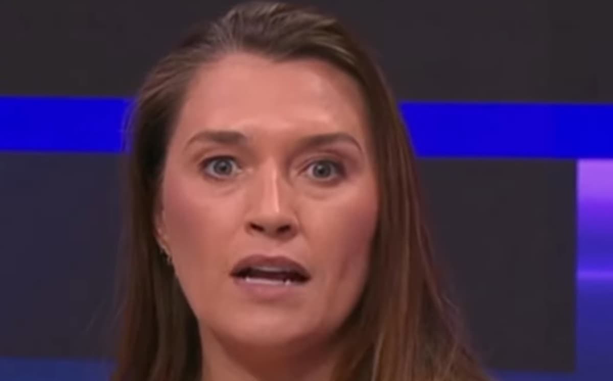 ana thaís matos cobra flamengo no sportv