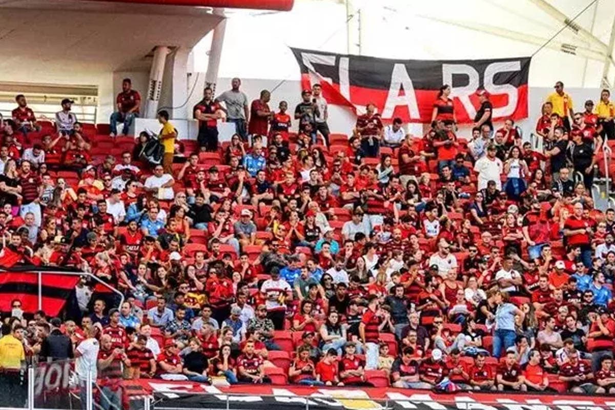 Torcida do Flamengo no Beira Rio
