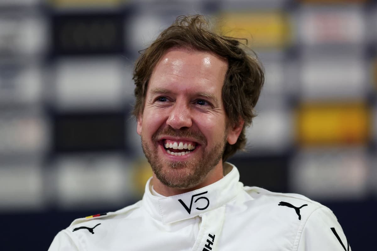 Sebastian Vettel sorri em evento do Race of Champions, na Austrália
