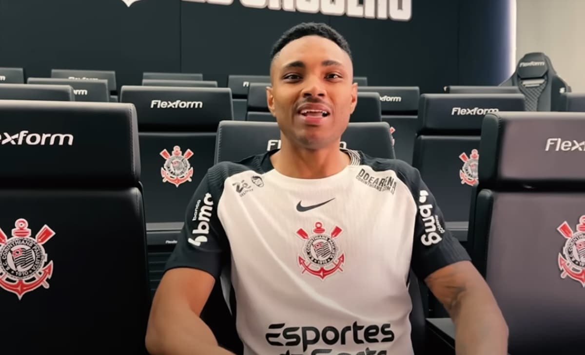vitinho dá entrevista na corinthians tv
