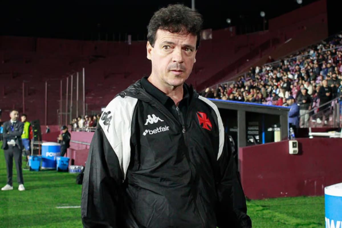 Fernando Diniz em partida do Vasco pela Sul-Americana