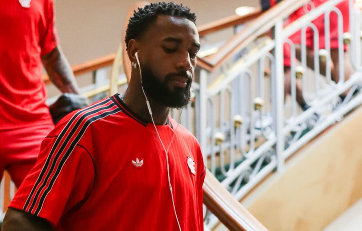 Gerson em pré-jogo pelo Flamengo nos EUA; meia está na mira do Palmeiras