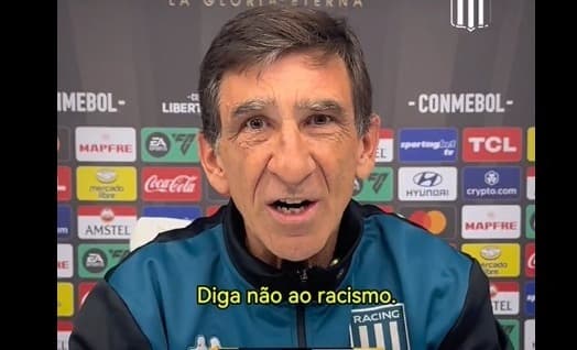 Gustavo Costas, técnico do Racing, discursa contra racismo, antes de duelo contra o Flamengo, na Libertadores