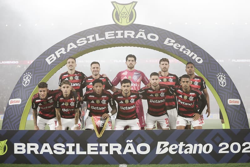 FLAMENGO X CRUZEIRO - CAMPEONATO BRASILEIRO - MARACANA - 02-10-2025