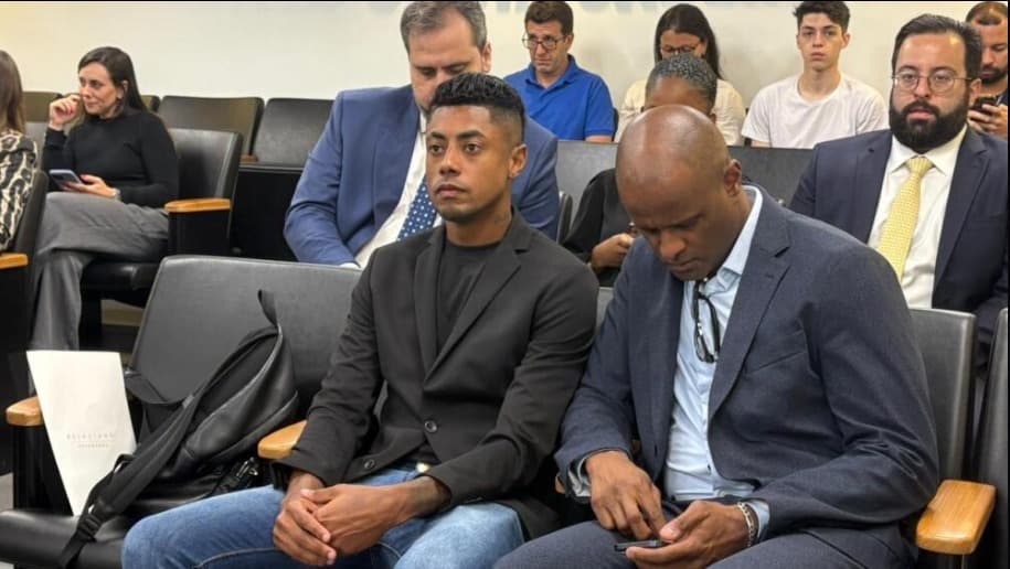 Bruno Henrique durante o julgamento realizado no STJD nesta segunda-feira (10)
