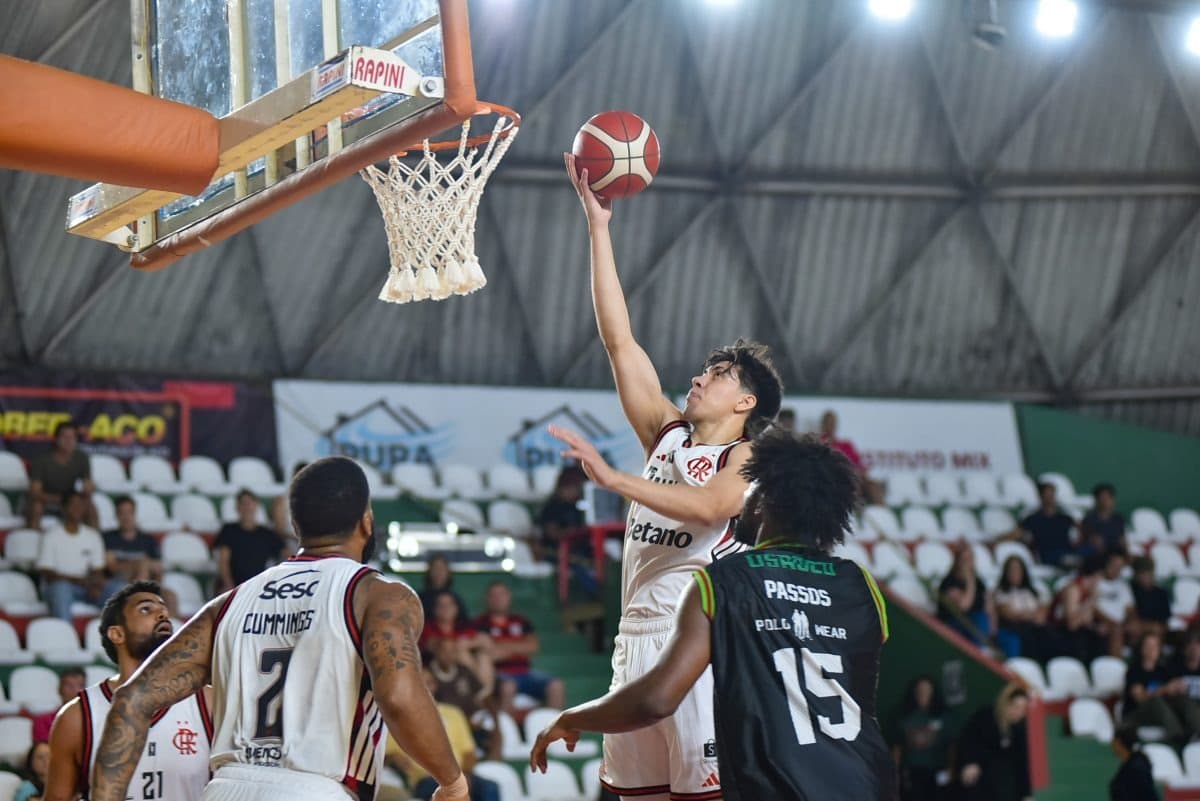 FlaBasquete contra o Basket Osasco pelo NBB