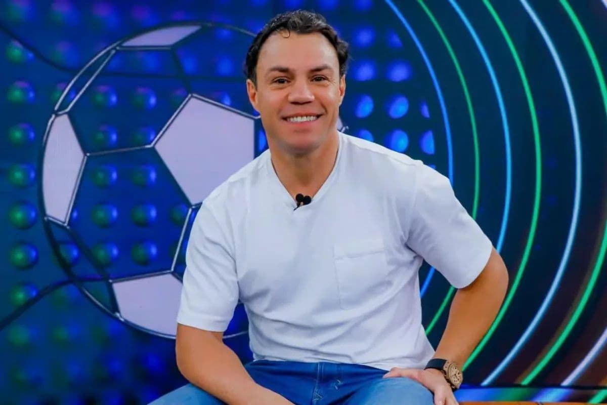 Kléber Gladiador, ex-jogador do Palmeiras e atual comentarista esportivo