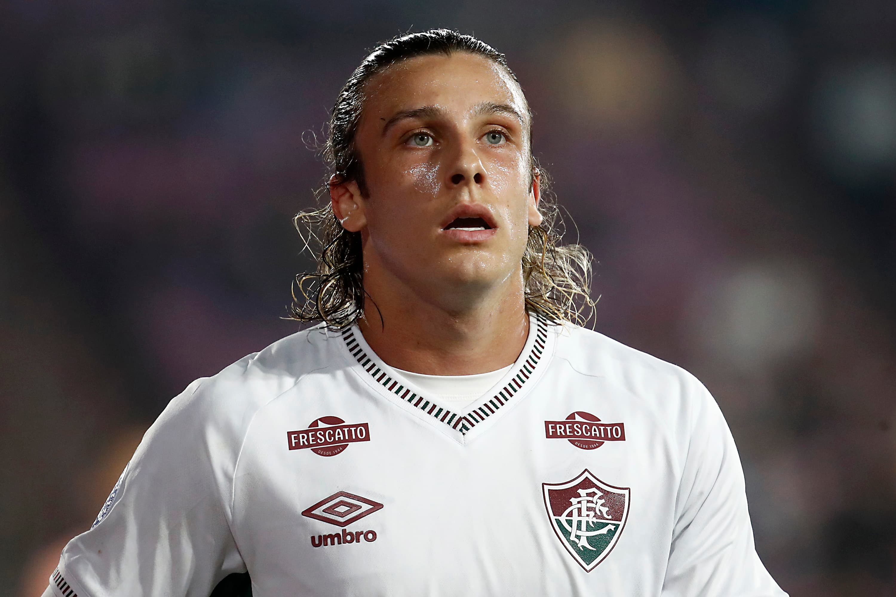 Canobbio em campo pelo Fluminense, fora de casa