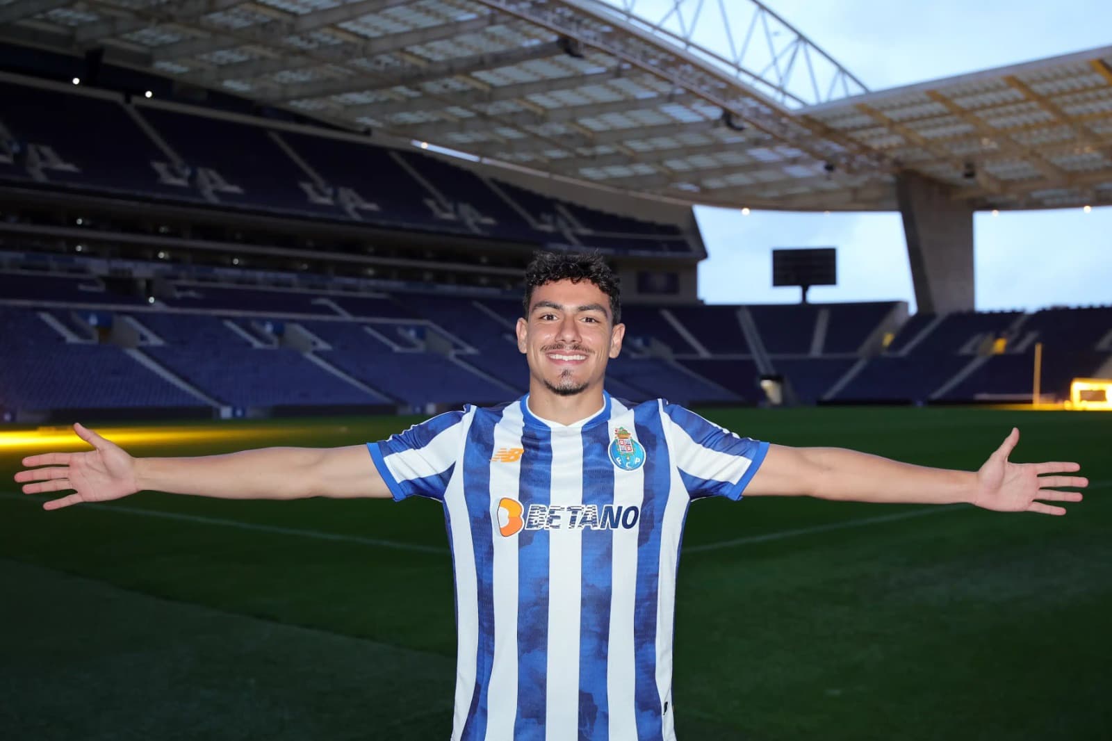 Moreira com a camisa do Porto