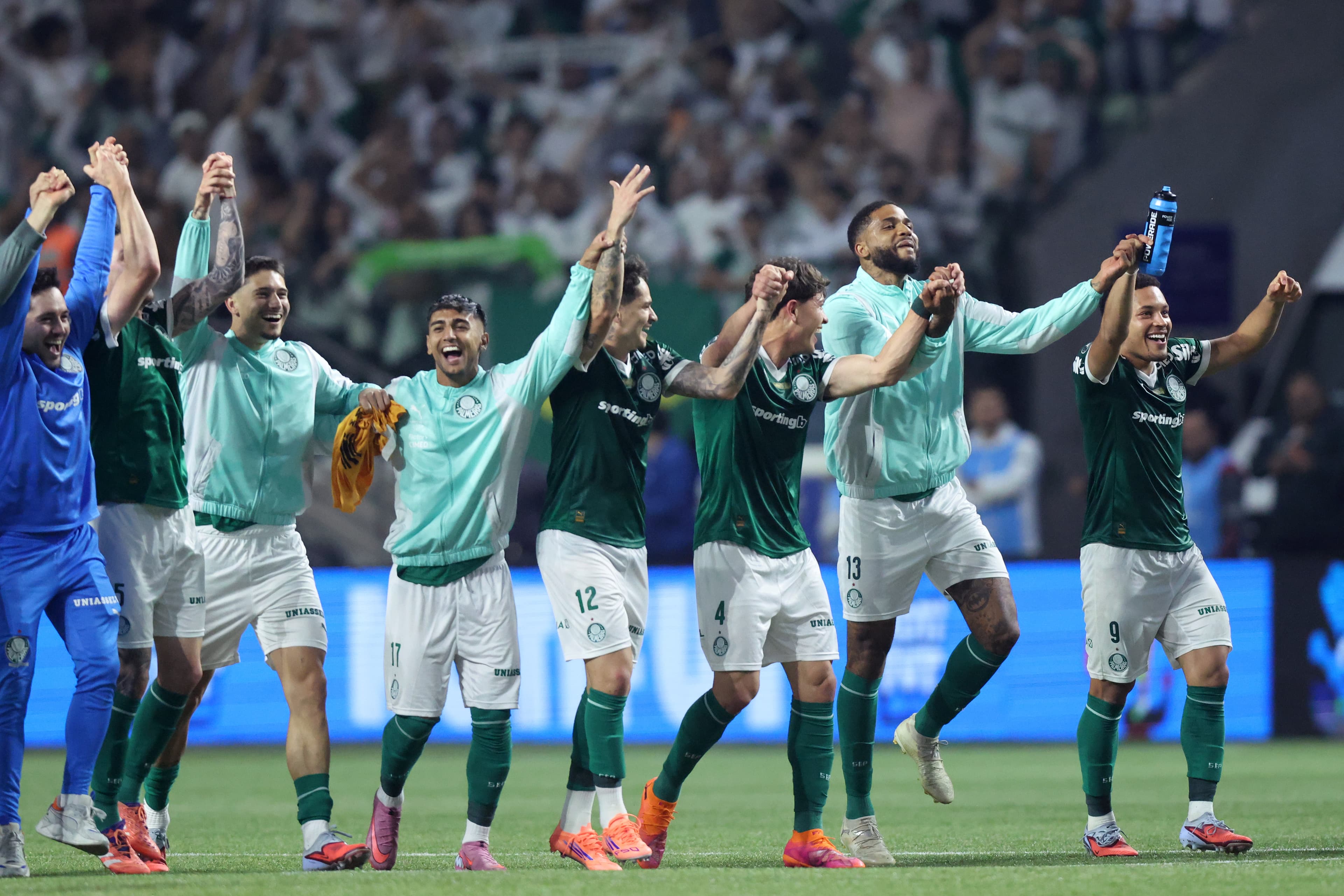 Palmeiras comemora vitória