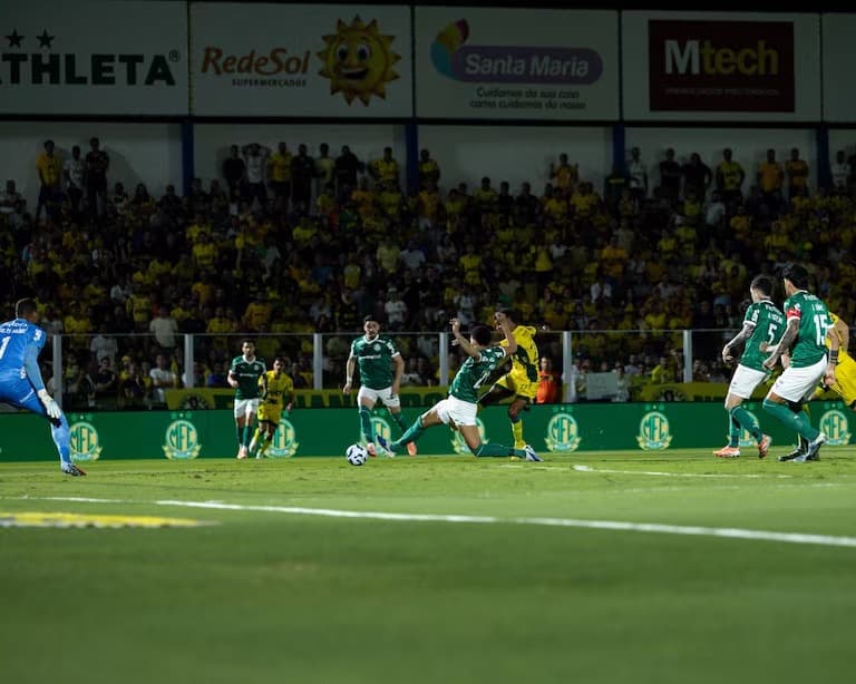 Gabriel abriu o placar para o Mirassol com apenas um minuto de jogo no Maião