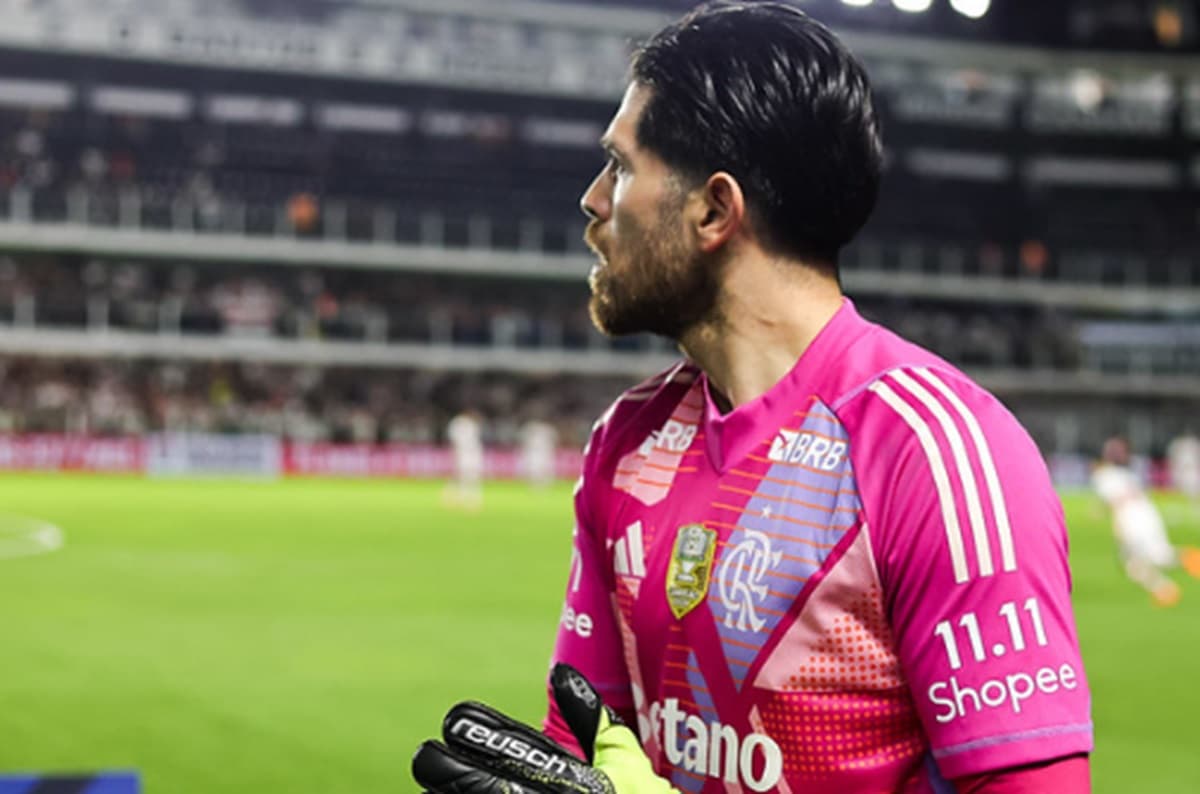 Rossi em jogo do Flamengo contra São Paulo no Brasileirão
