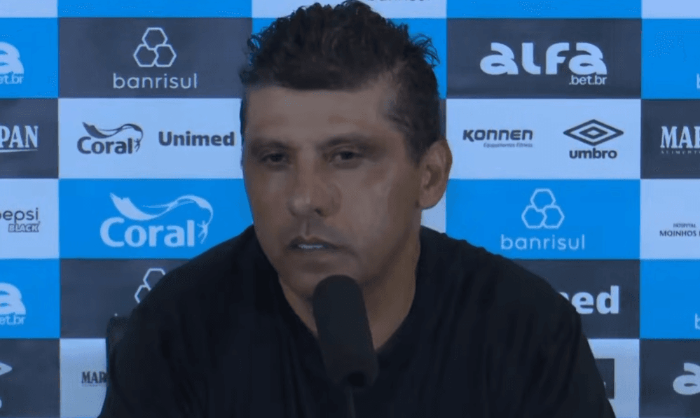 Sidinei Lobo concede coletiva após Fortaleza x Grêmio
