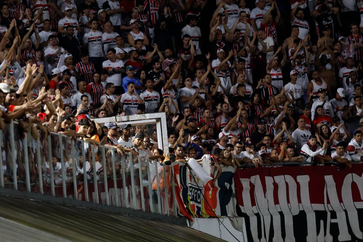 Torcida São Paulo pesquisa CBF