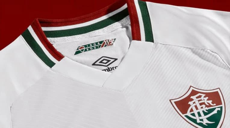 Camisa branca numero 2 do Fluminense