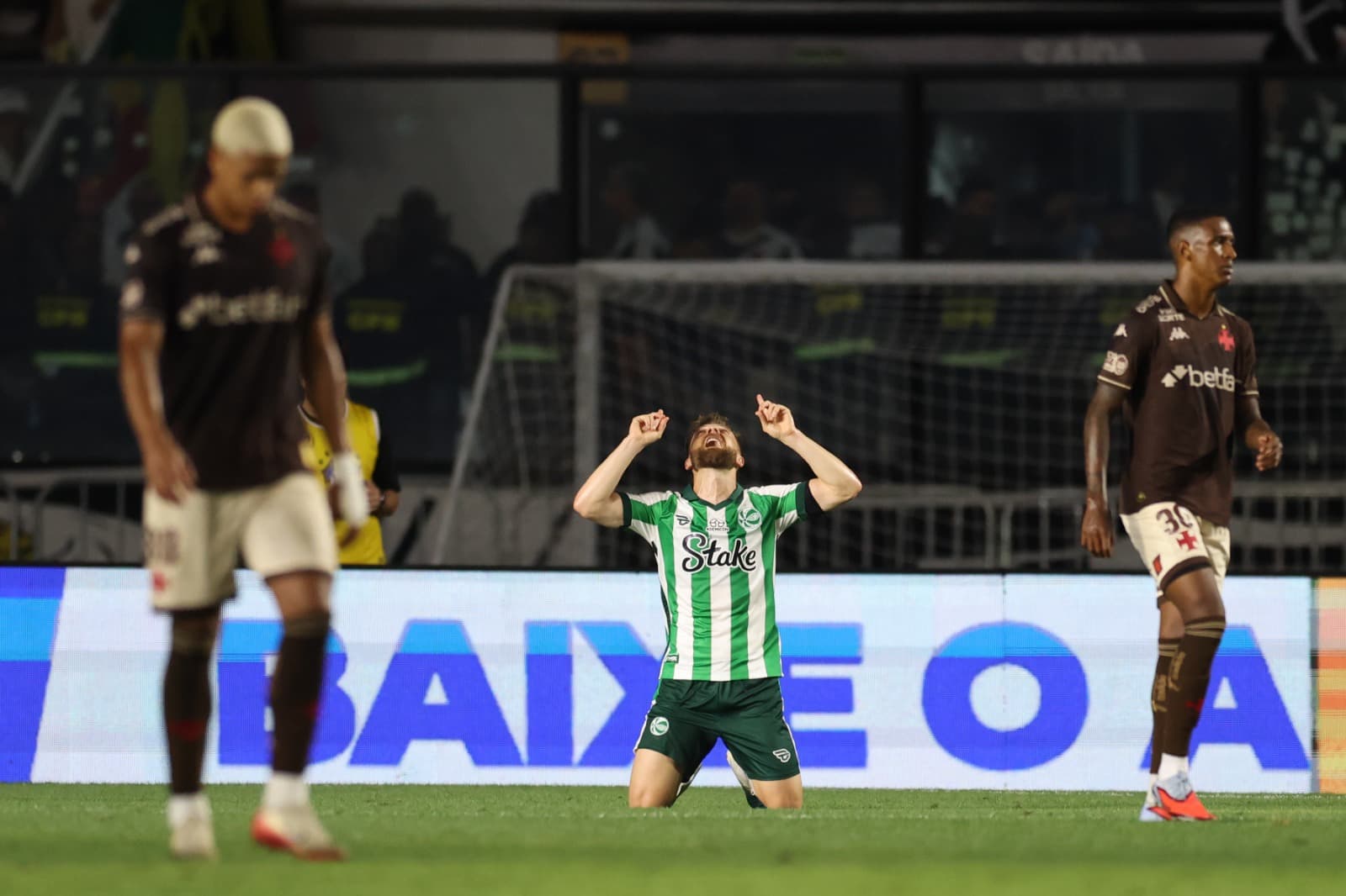 Marcelo Hermes, do Juventude, comemora após marcar o primeiro gol de sua equipe durante a partida entre Vasco da Gama e Juventude, válida pelo Brasileirão 2025, no Estádio São Janeiro, em 8 de novembro de 2025, no Rio de Janeiro, Brasil.