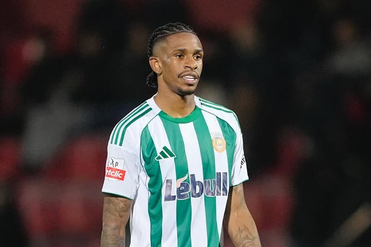 André Luiz com a camisa do Rio Ave durante partida do Rio Ave no Campeonato Português