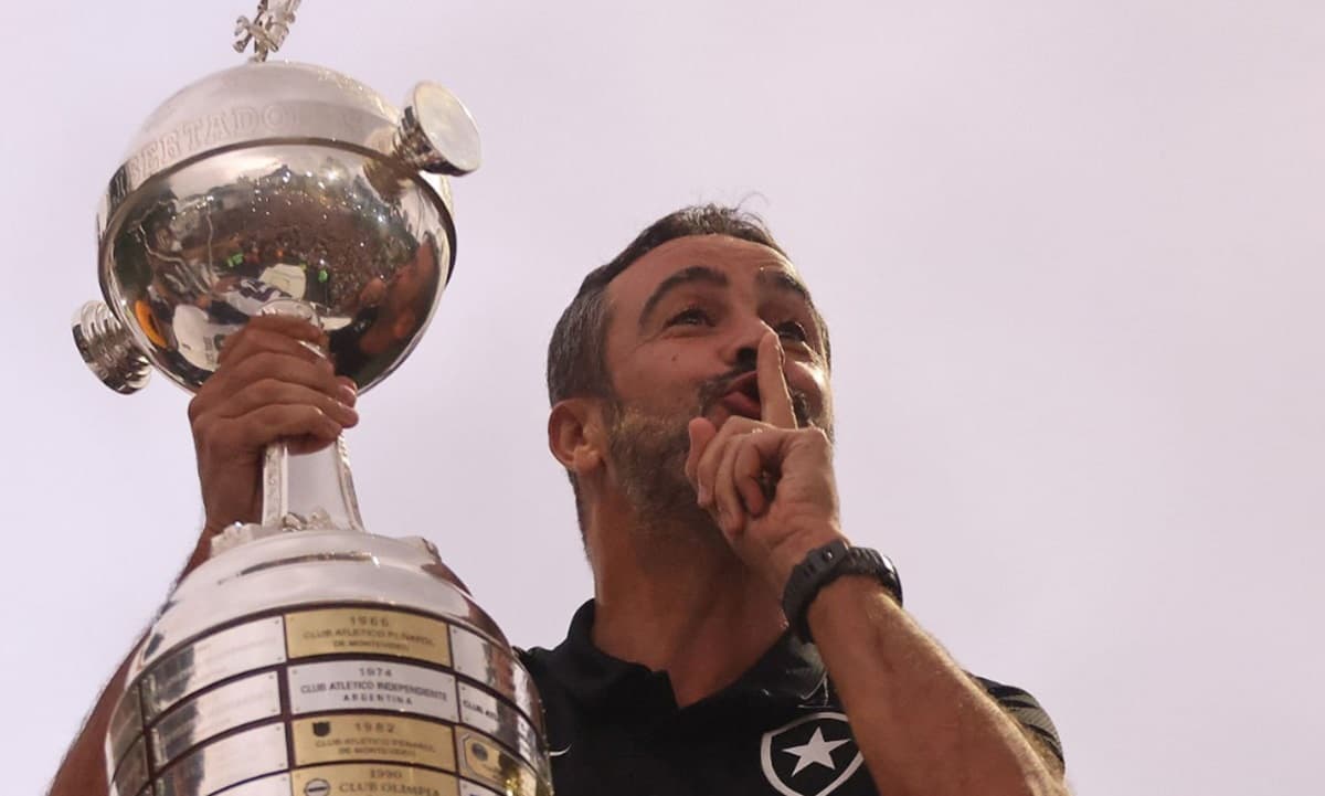 Artur Jorge, do Botafogo, é plano B do Flamengo